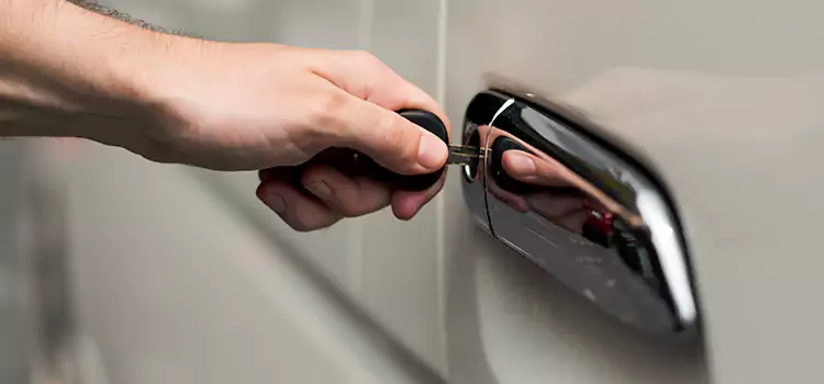 Why Choose Our Auto Locksmith Team in Lincoln, NE?
