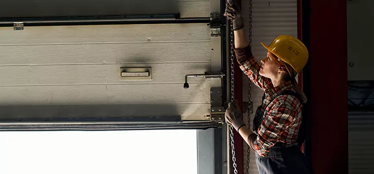 Addressing Common Garage Door Stoppage Issues in Lincoln, NE
